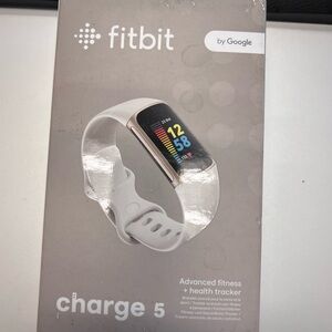 Fitbit Charge 5